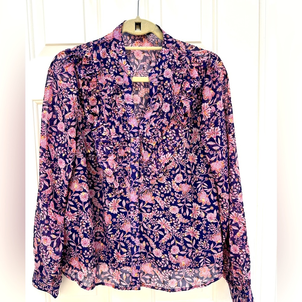 Long sleeve top size medium